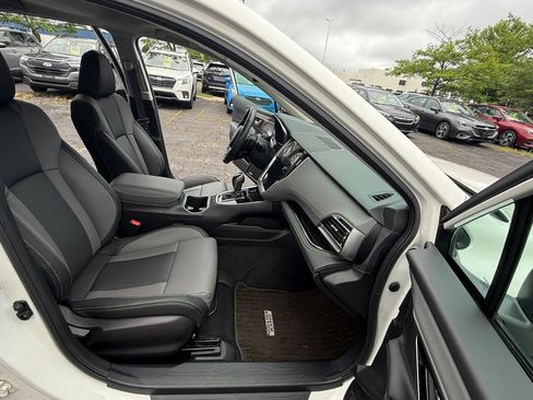Used 2024 Subaru Outback Onyx Edition image 11