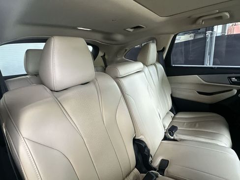 Used 2025 Acura MDX w/ Technology Package FWD image 26