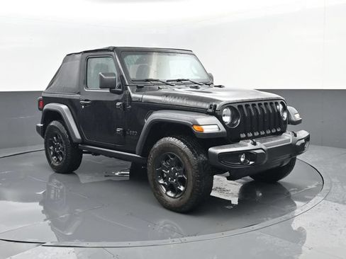 Used 2023 Jeep Wrangler Sport AWD/4WD image 3
