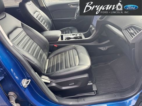 Used 2023 Ford Edge SEL w/ Convenience Package image 17