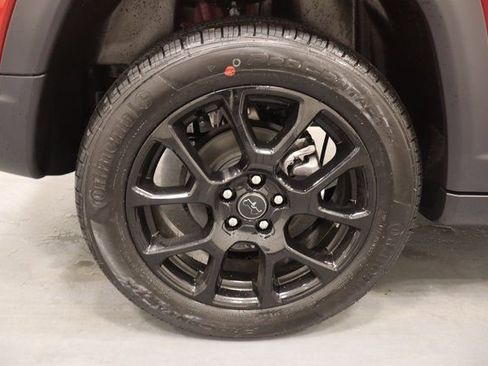 New 2026 Jeep Compass Latitude w/ Sun and Sound Group image 26