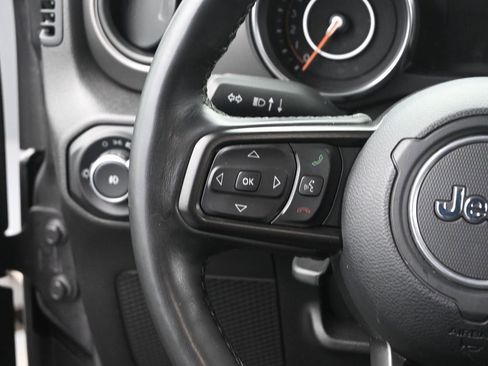 Used 2021 Jeep Wrangler Willys image 28