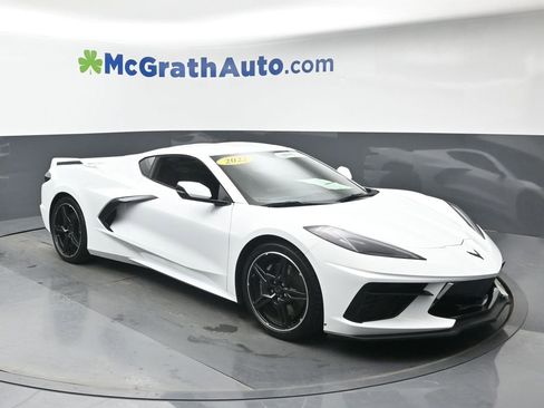 Used 2022 Chevrolet Corvette Stingray Coupe w/ Z51 Performance Package image 2