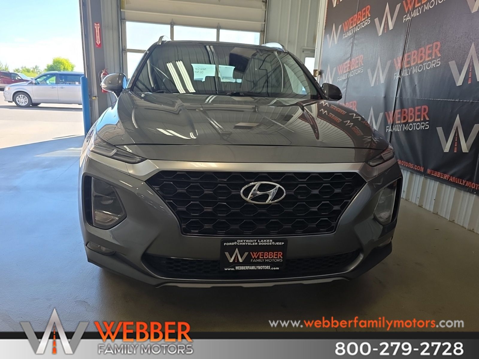 Used 2019 Hyundai Santa Fe Limited AWD/4WD image 2
