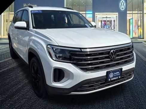 Used 2024 Volkswagen Atlas SE AWD/4WD image 11