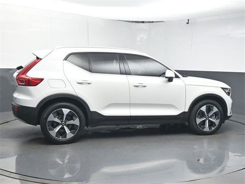 Used 2023 Volvo XC40 B5 Plus w/ Driver Assist Package image 8