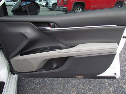 Used 2019 Toyota Camry XSE w/ Driver Assist Package FWD image 19