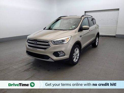 Used 2017 Ford Escape SE w/ Equipment Group 201A AWD/4WD image 1
