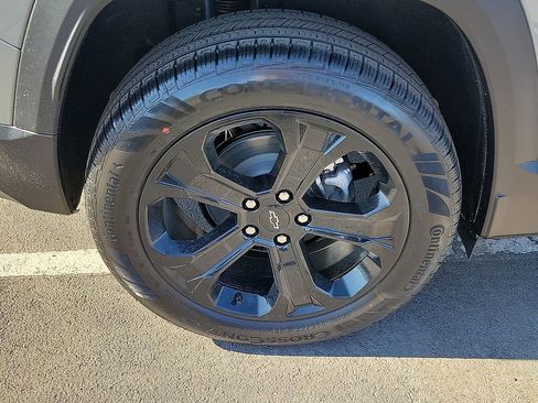 Used 2026 Chevrolet Equinox LT w/ Convenience Package II image 7