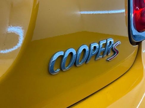 Used 2014 MINI Cooper S image 19