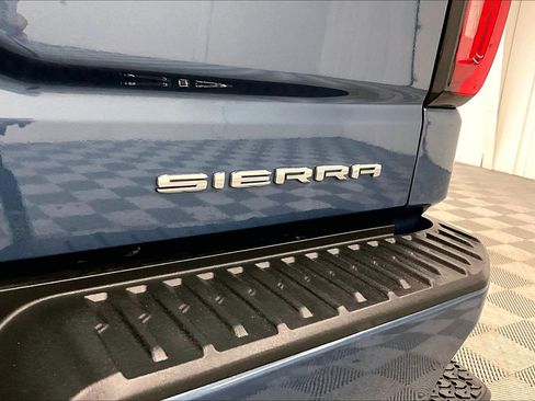 Used 2024 GMC Sierra 1500 Denali Ultimate AWD/4WD image 9