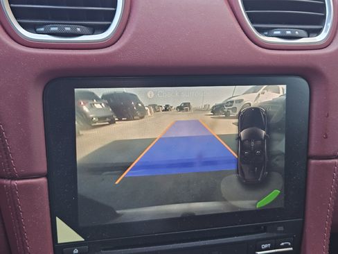 Certified 2022 Porsche 718 Boxster image 18