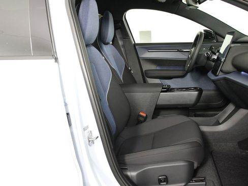 New 2026 Volvo EX30 Plus image 10