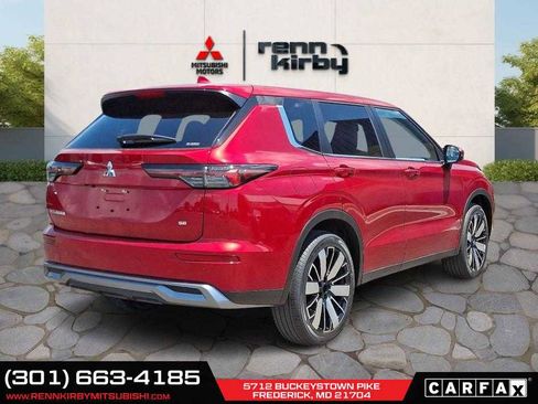 New 2025 Mitsubishi Outlander SE image 4