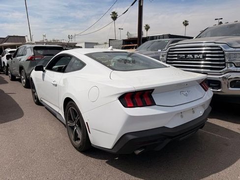 Used 2024 Ford Mustang Coupe image 3