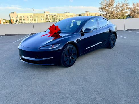Used 2026 Tesla Model 3 AWD/4WD image 8