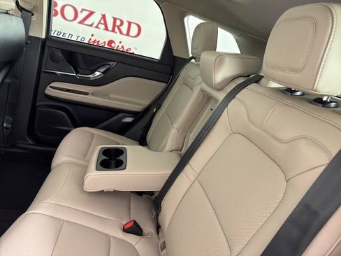 New 2026 Lincoln Corsair Premiere image 17