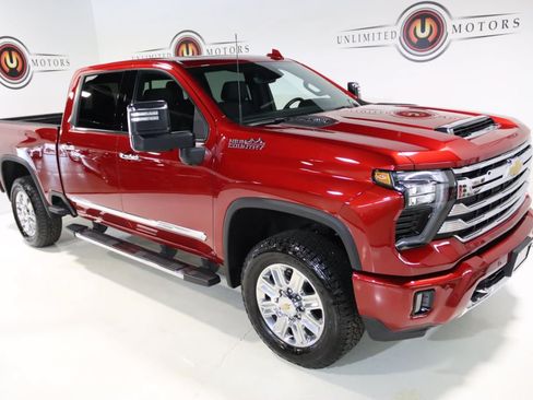Used 2025 Chevrolet Silverado 2500 High Country w/ Technology Package AWD/4WD image 91