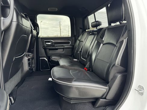 Used 2025 RAM 2500 Laramie image 30