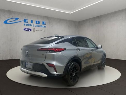 Used 2024 Buick Envista Sport Touring w/ Convenience I Package image 8