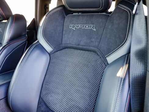 Used 2024 Ford Bronco Raptor w/ Interior Carbon Fiber Pack 6 AWD/4WD image 30