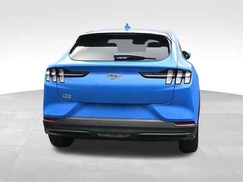 Used 2022 Ford Mustang Mach-E Select w/ Comfort/Technology Package RWD image 4