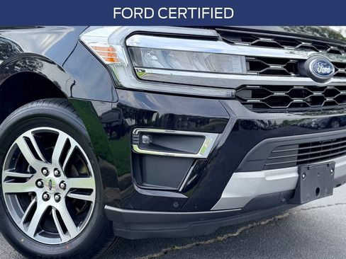 Certified 2024 Ford Expedition Limited AWD/4WD image 3