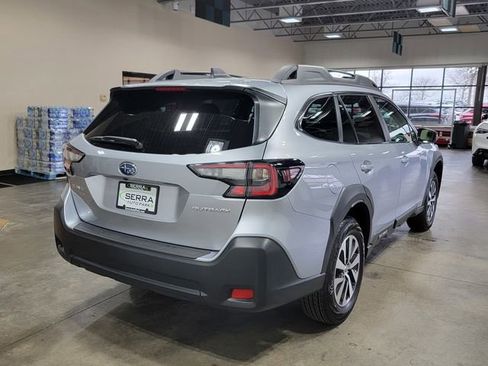 Used 2025 Subaru Outback Premium w/ Popular Package #1A AWD/4WD image 6