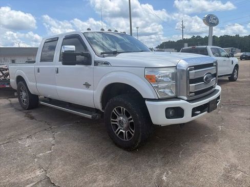 Used 2015 Ford F250 Platinum w/ FX4 Off-Road Package AWD/4WD image 7