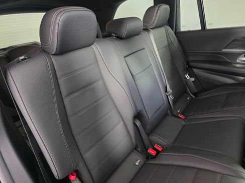 Certified 2025 Mercedes-Benz GLS 580 4MATIC image 30