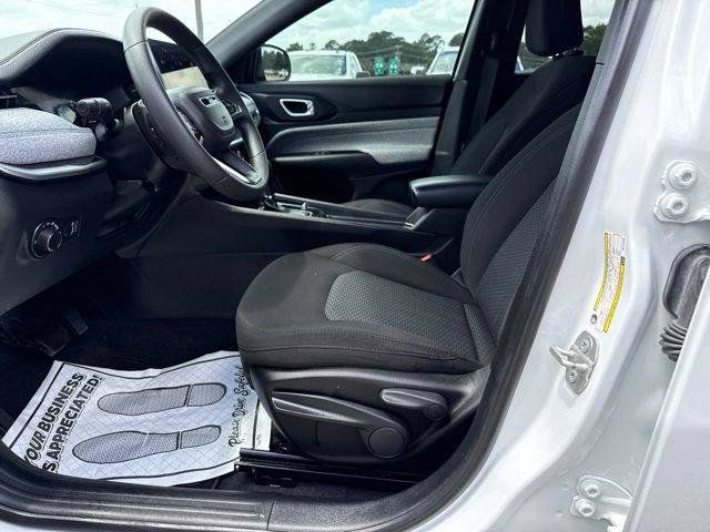 Certified 2024 Jeep Compass Sport AWD/4WD image 9