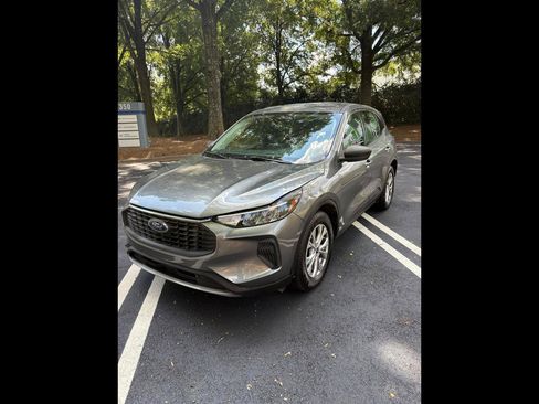 Used 2023 Ford Escape Active FWD image 1