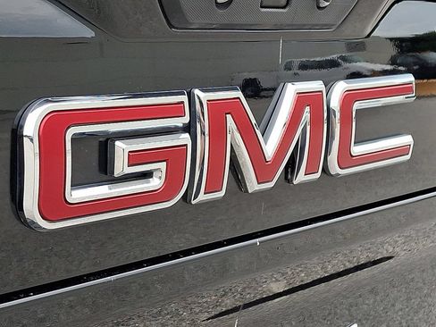 Used 2021 GMC Sierra 3500 Denali w/ Denali Ultimate Package AWD/4WD image 31