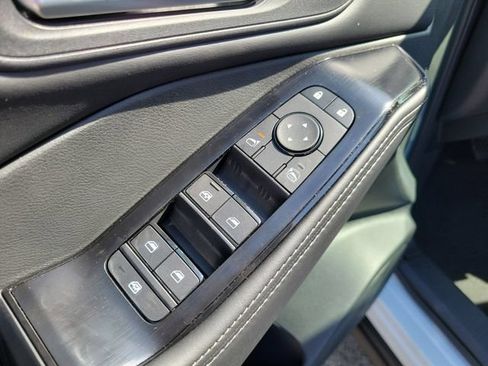 New 2026 Nissan Rogue SV FWD image 19