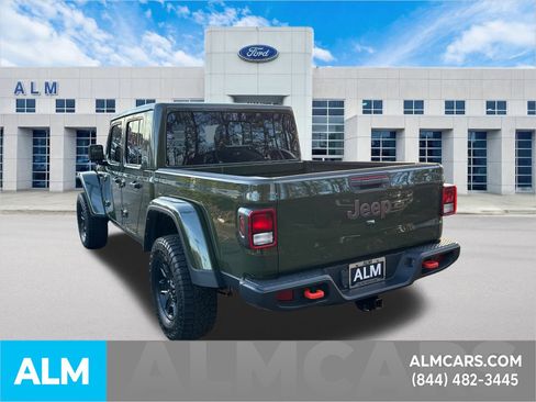 Used 2023 Jeep Gladiator Mojave w/ Cold Weather Group image 9