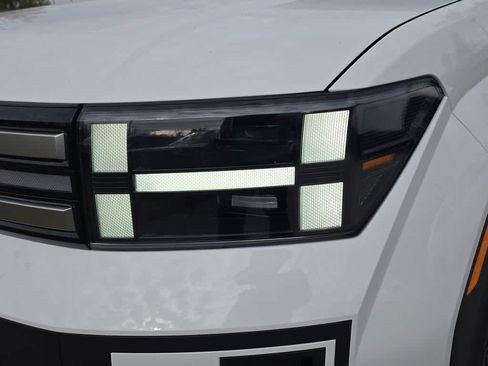 New 2026 Hyundai Santa Fe SE FWD image 11
