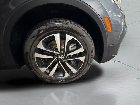 Used 2023 Volkswagen Tiguan S image 14