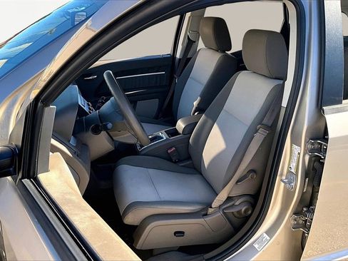 Used 2009 Dodge Journey SXT w/ Rear Seat Video Group image 25