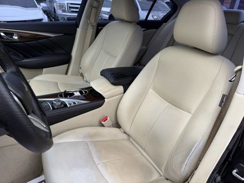 Used 2018 INFINITI Q50 Luxe w/ Essential Package (3.0T Luxe) RWD image 11
