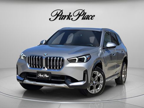 Used 2025 BMW X1 xDrive28i AWD/4WD image 1