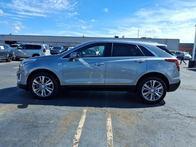 Used 2024 Cadillac XT5 Premium Luxury AWD/4WD image 4