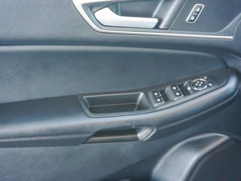 Used 2021 Ford Edge SEL w/ Convenience Package image 19