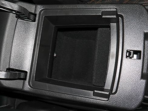 New 2026 Jeep Grand Cherokee L Summit w/ Obsidian Package AWD/4WD image 24