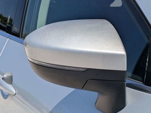 Used 2024 Nissan Pathfinder SV FWD image 11