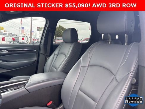 Used 2024 Buick Enclave Premium image 16
