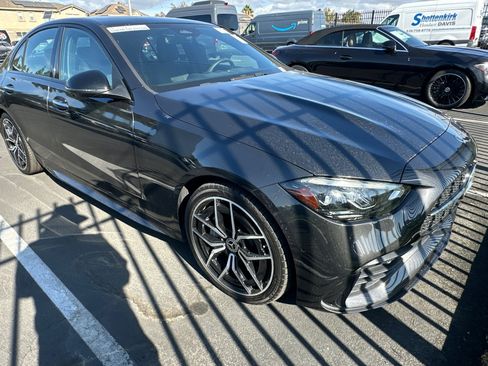 Used 2023 Mercedes-Benz C 300 Sedan image 2