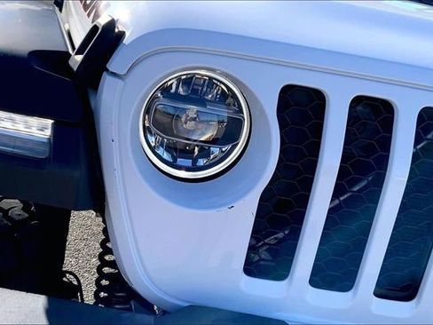 Used 2020 Jeep Gladiator Rubicon w/ Dual Top Group image 27