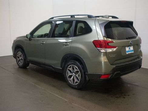 Used 2019 Subaru Forester Premium w/ All-Weather Package AWD/4WD image 6