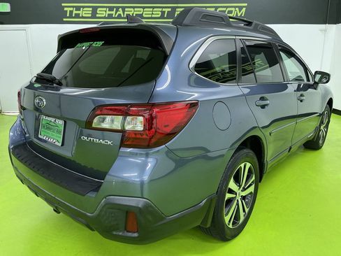 Used 2018 Subaru Outback 2.5i Limited image 10