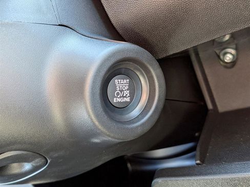 New 2025 RAM ProMaster 1500 w/ Premium Convenience Group image 20